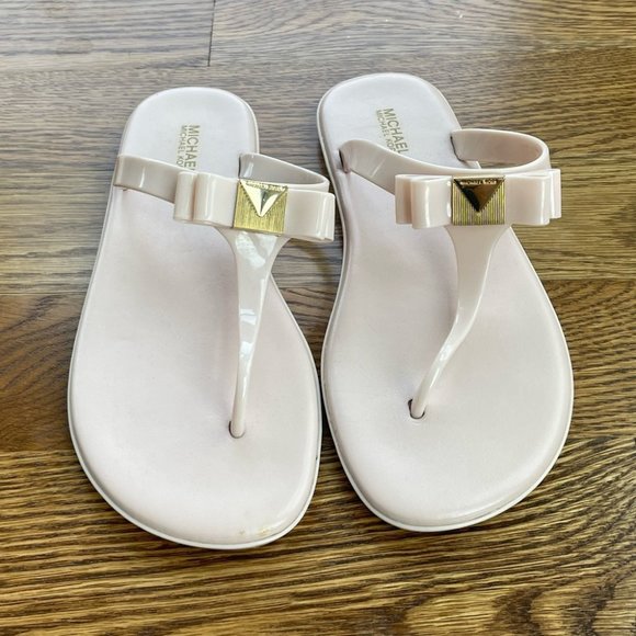 Michael Kors blush pink bow jelly thong flip flop sandal gold logo in size 7 - Picture 2 of 12